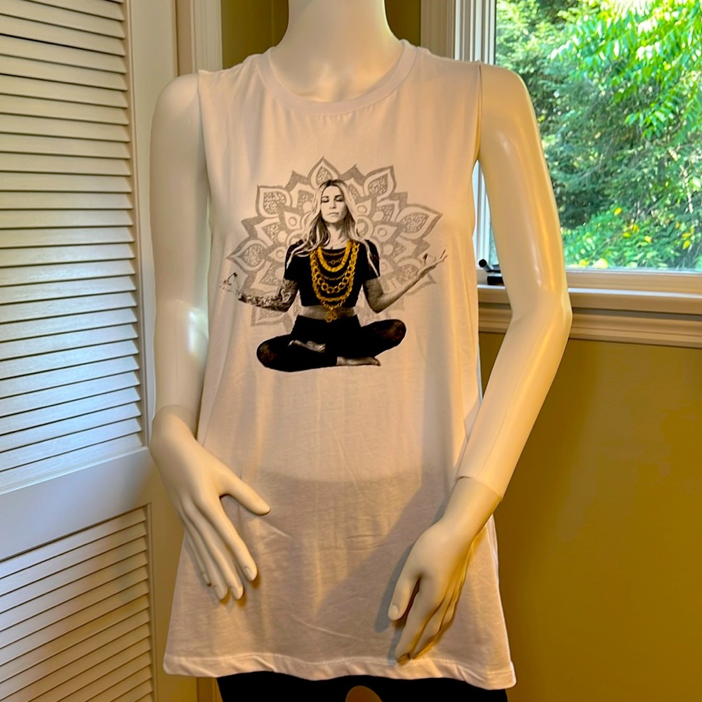 Yoga Graphic Tank women’s medium
